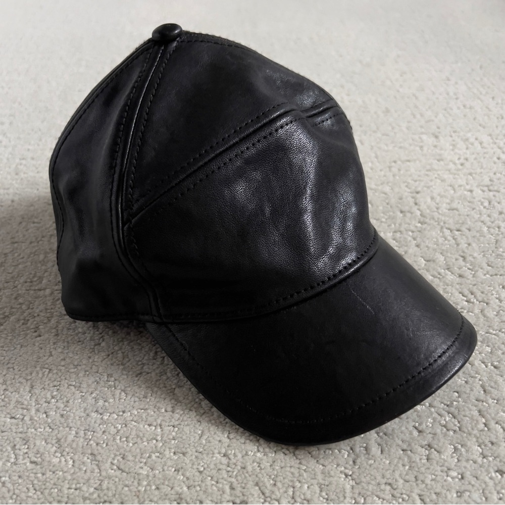 RAG & BONE // Leather Baseball Hat. OS. Black.